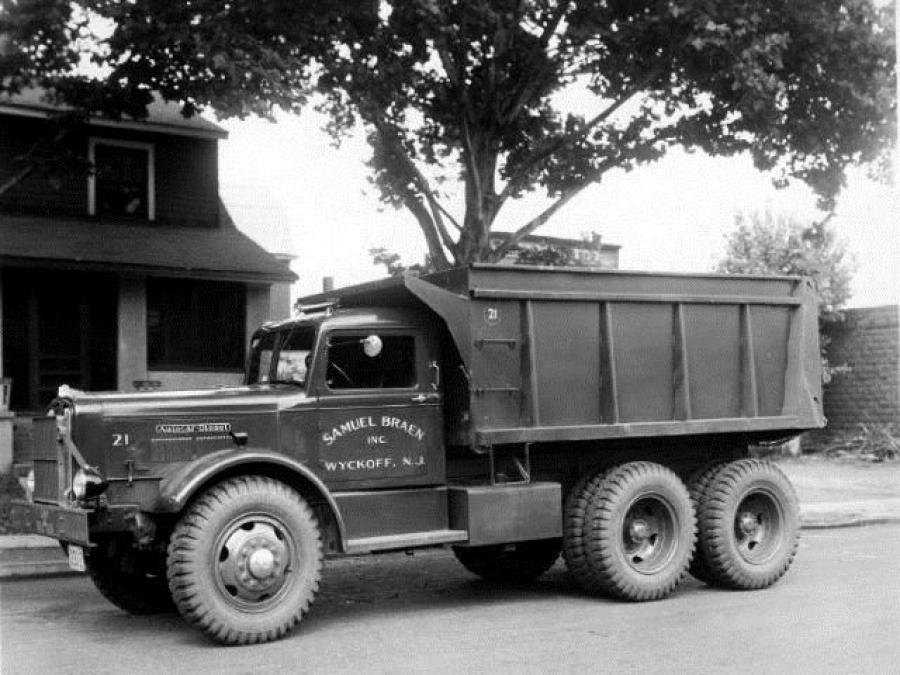  Autocar DC 1940 года  (фото 1 из 2)